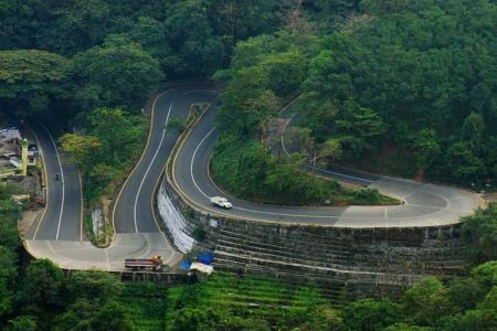 Things to Check Before Booking an Outstation Taxi - Sayara Tours and Travels